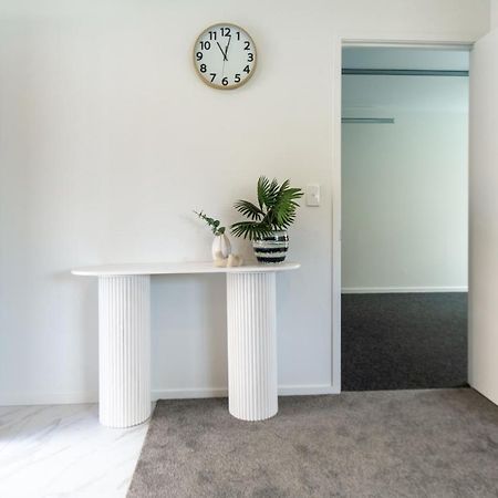 Riccarton 2 Bed 1 Bath W/Garage Lägenhet Christchurch Exteriör bild